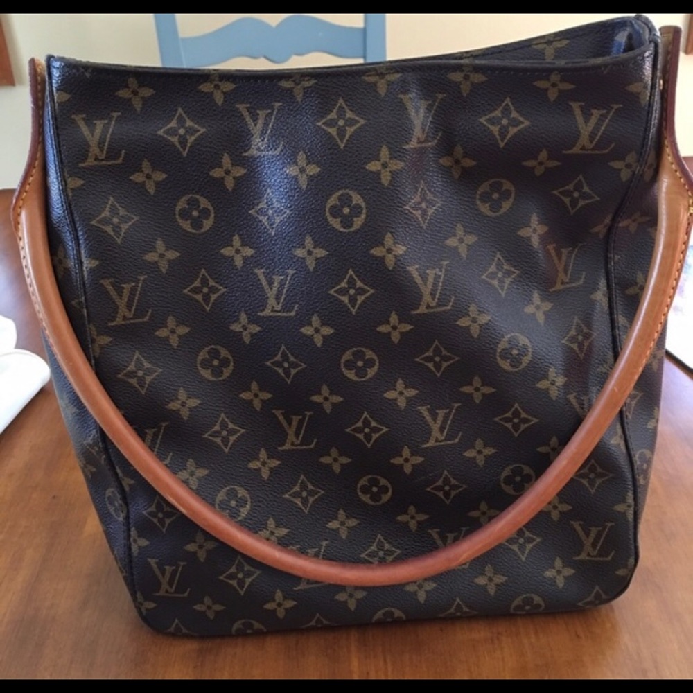 AUTHENTIC LOUIS VUITTON one-strap shoulder bag